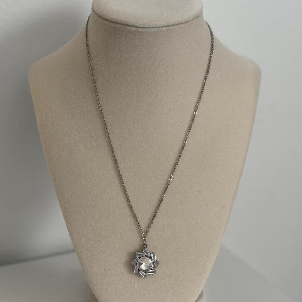 Silver Necklace Unique Pendant Design Modern Minimal Jewelry Gift for Women - Picture 5 of 5